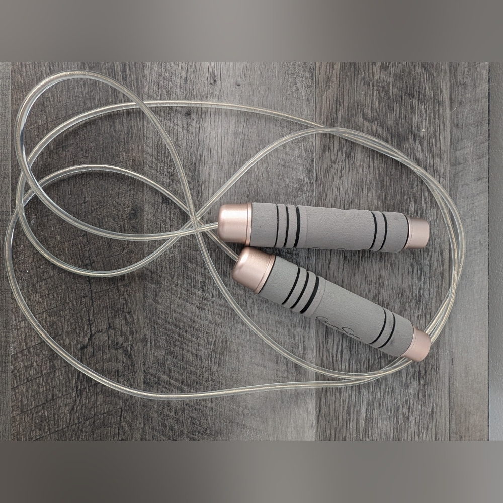 Jessica Simpson Weighted Jump Rope